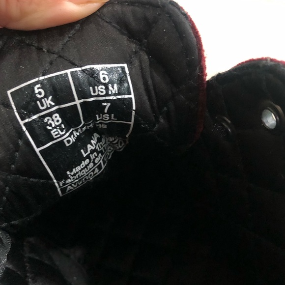 Doc Martens Combat Ankle Boots Red Velvet Brocade Lace Up Lana Women 6M 7L - Picture 5 of 8